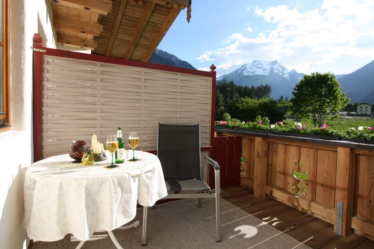 Vronis Waldhaus Adults Only Aparthotel Mayrhofen Exterior photo