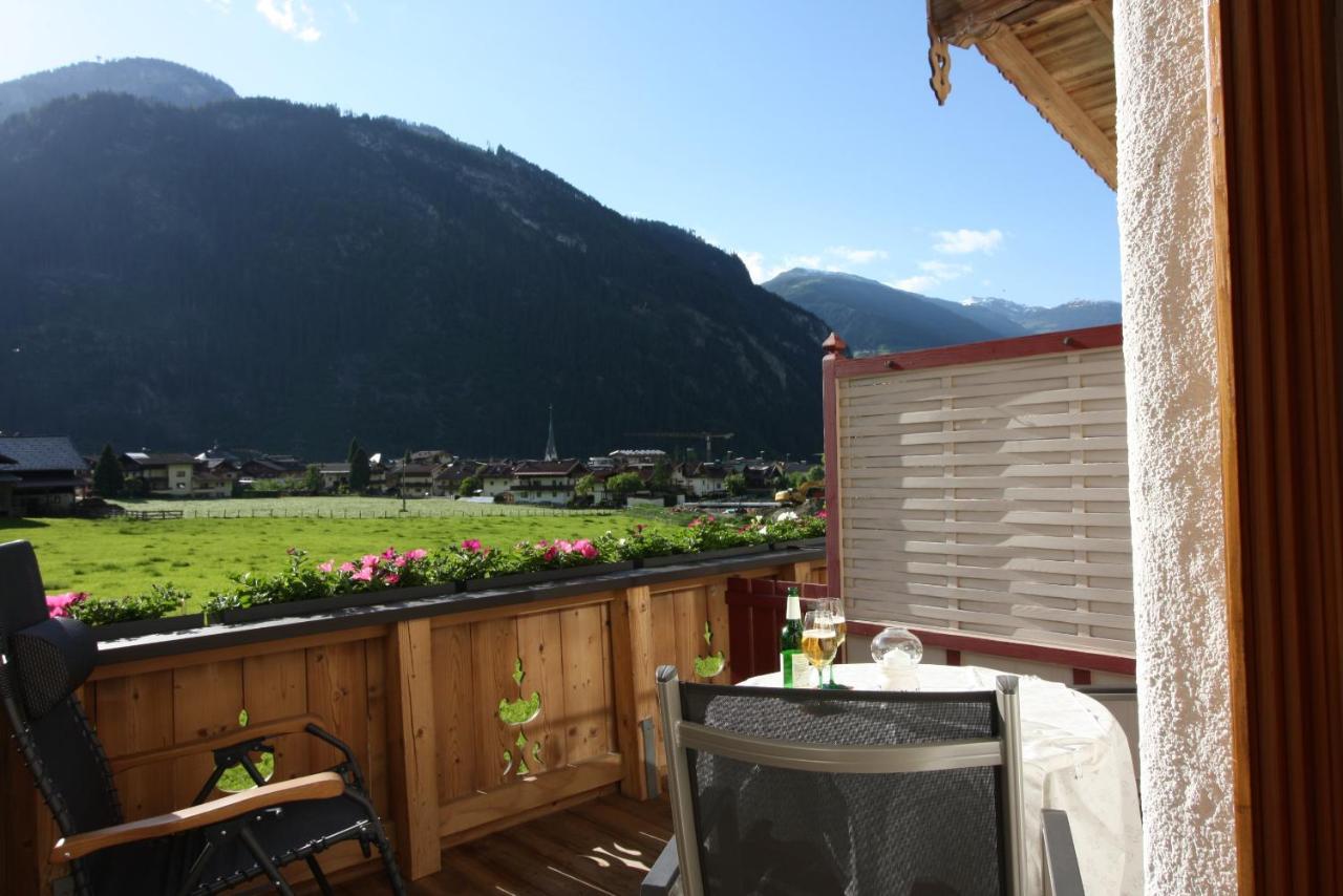 Vronis Waldhaus Adults Only Aparthotel Mayrhofen Exterior photo