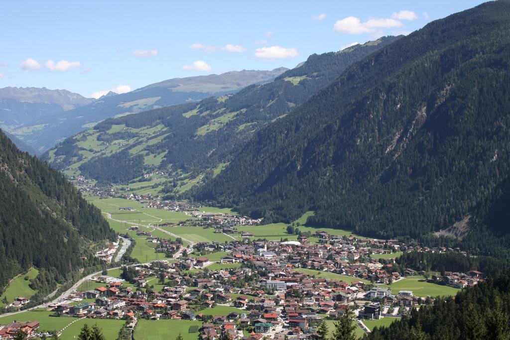 Vronis Waldhaus Adults Only Aparthotel Mayrhofen Exterior photo